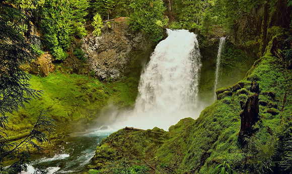 Sahalie Falls